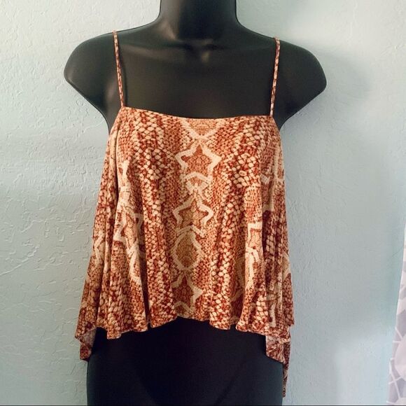 Urban Outfitters Snakeskin Print Crop Tank Top Size Small - Picture 1 of 10